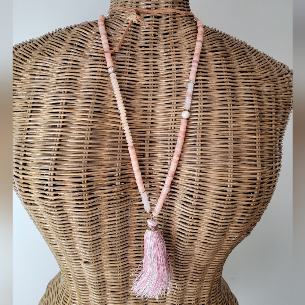 NWT Serefina Anthropologie Pink Quartz Agate Lariat Silk Tassel Necklace